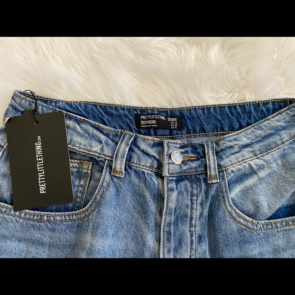 Prettylittlwthings denim boyfriend jeans